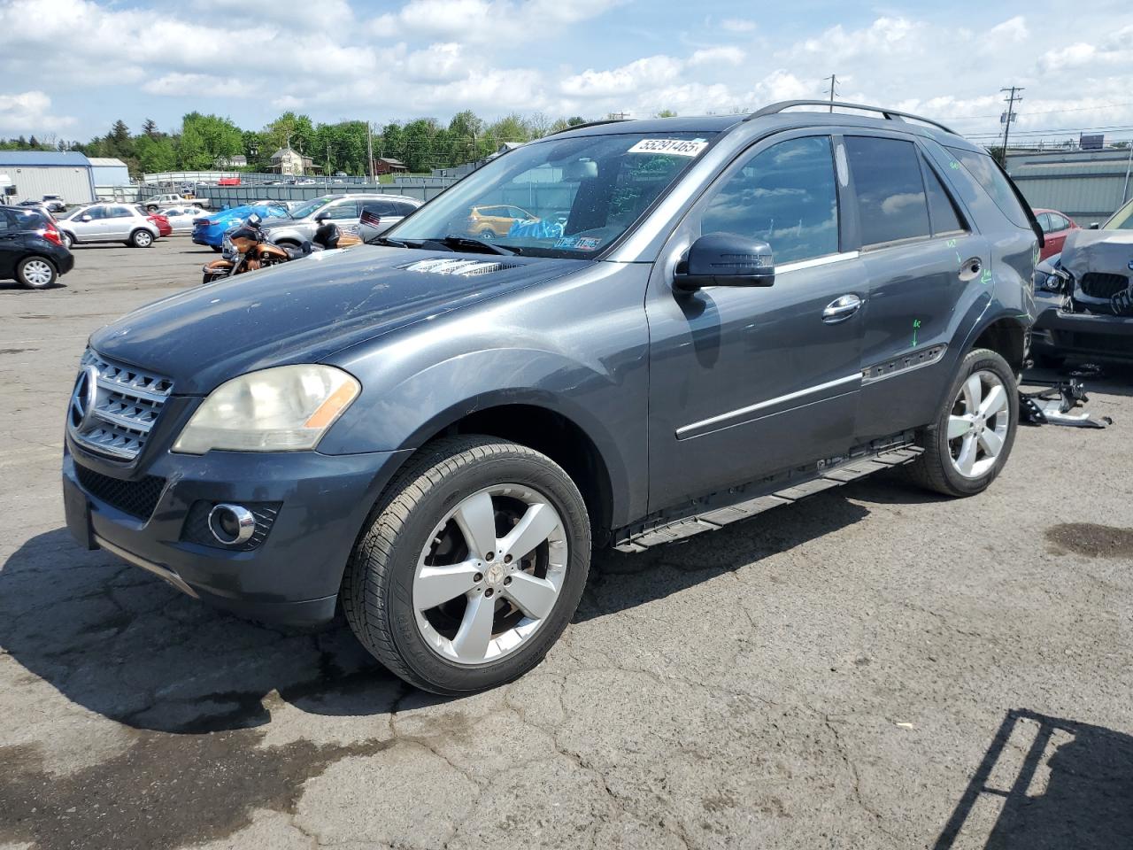 2011 Mercedes-Benz Ml 350 4Matic for Sale in Pennsburg, PA - Rear End