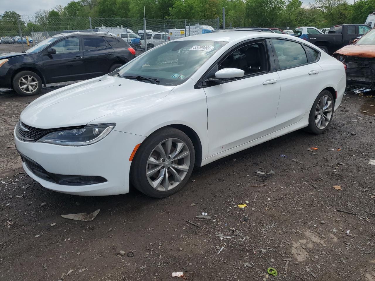 2015 Chrysler 200 S na sprzedaż w Chalfont, PA - Rear End