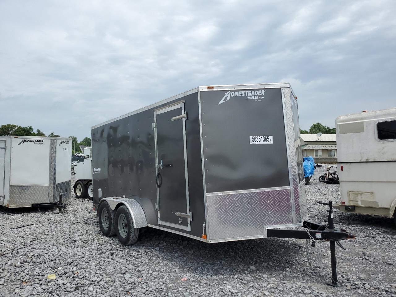 2025 Homesteader 714It Enclosed Cargo Trailer zu verkaufen in Madisonville, TN - Minor Dent/Scratches
