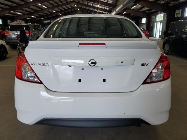  NISSAN VERSA 2019 White