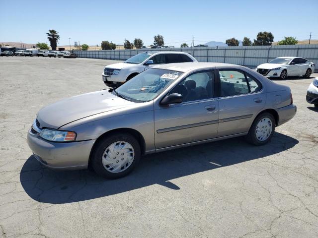 2001 Nissan Altima Xe  