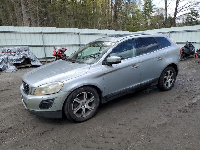  VOLVO XC60 2013 Серебристый