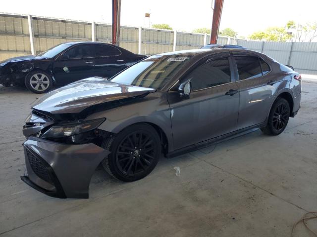 TOYOTA CAMRY SE 2022