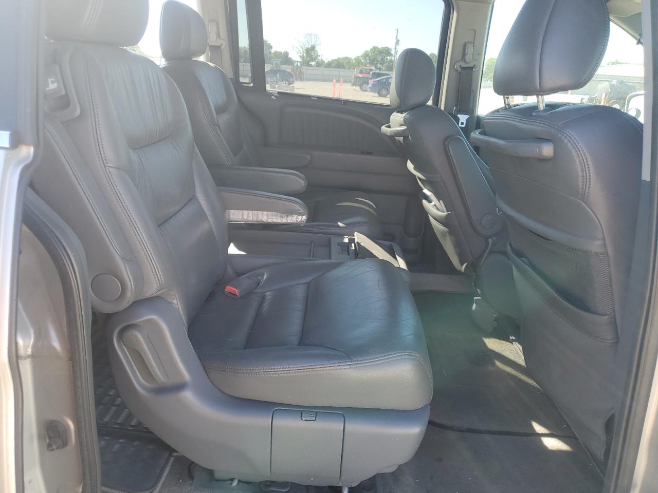2005 Honda Odyssey Touring VIN: 5FNRL38855B111498 Lot: 56602065