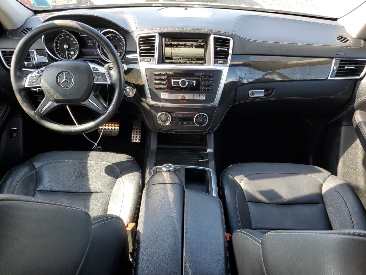 2015 Mercedes-Benz Ml 400 4Matic VIN: 4JGDA5GB3FA445205 Lot: 57187345