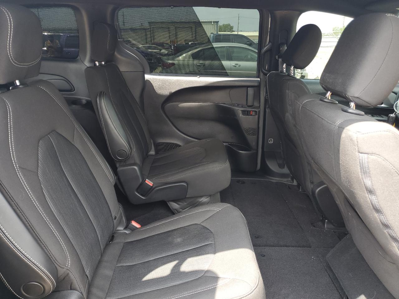 2020 Chrysler Pacifica Touring VIN: 2C4RC1FGXLR280836 Lot: 57143955
