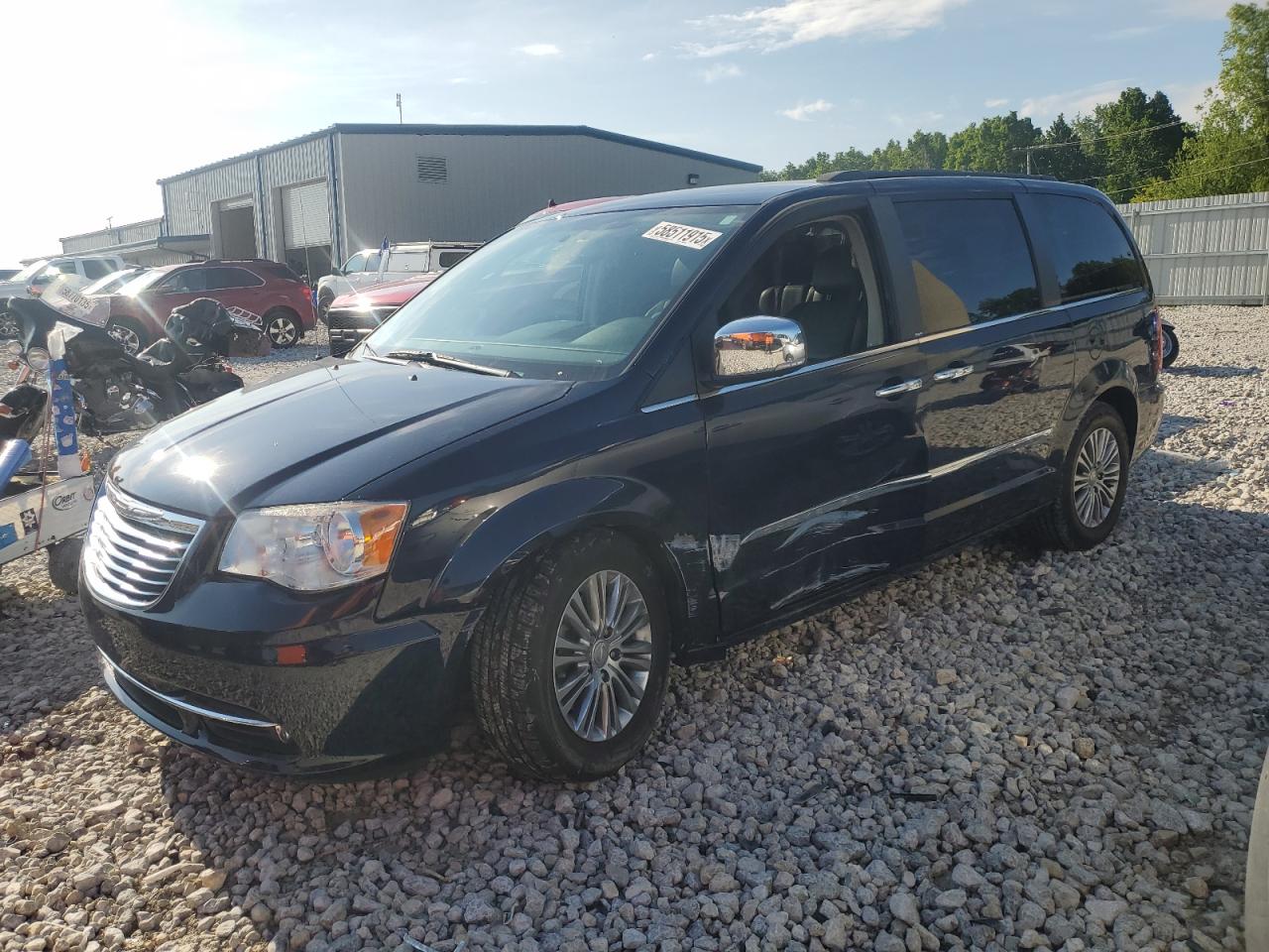 2013 Chrysler Town & Country Touring L