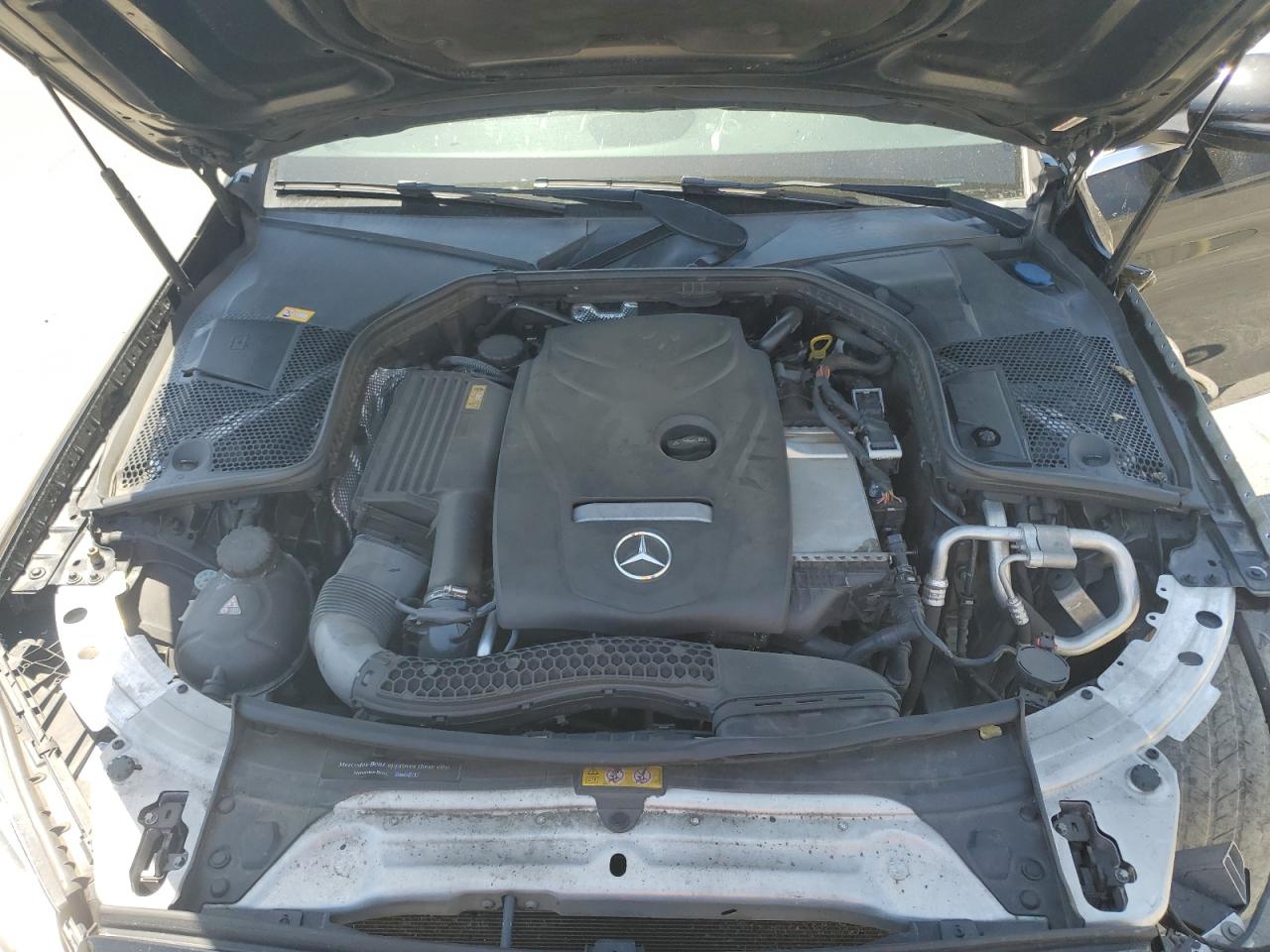 2016 Mercedes-Benz C 300 4Matic VIN: 55SWF4KB8GU137227 Lot: 57809045
