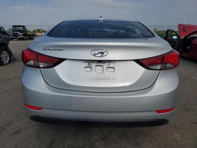  HYUNDAI ELANTRA 2016 Серебристый