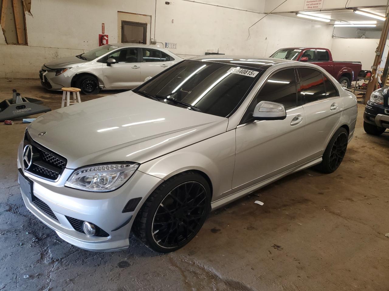 2009 Mercedes-Benz C 300 4Matic იყიდება Ham Lake-ში, MN - Front End