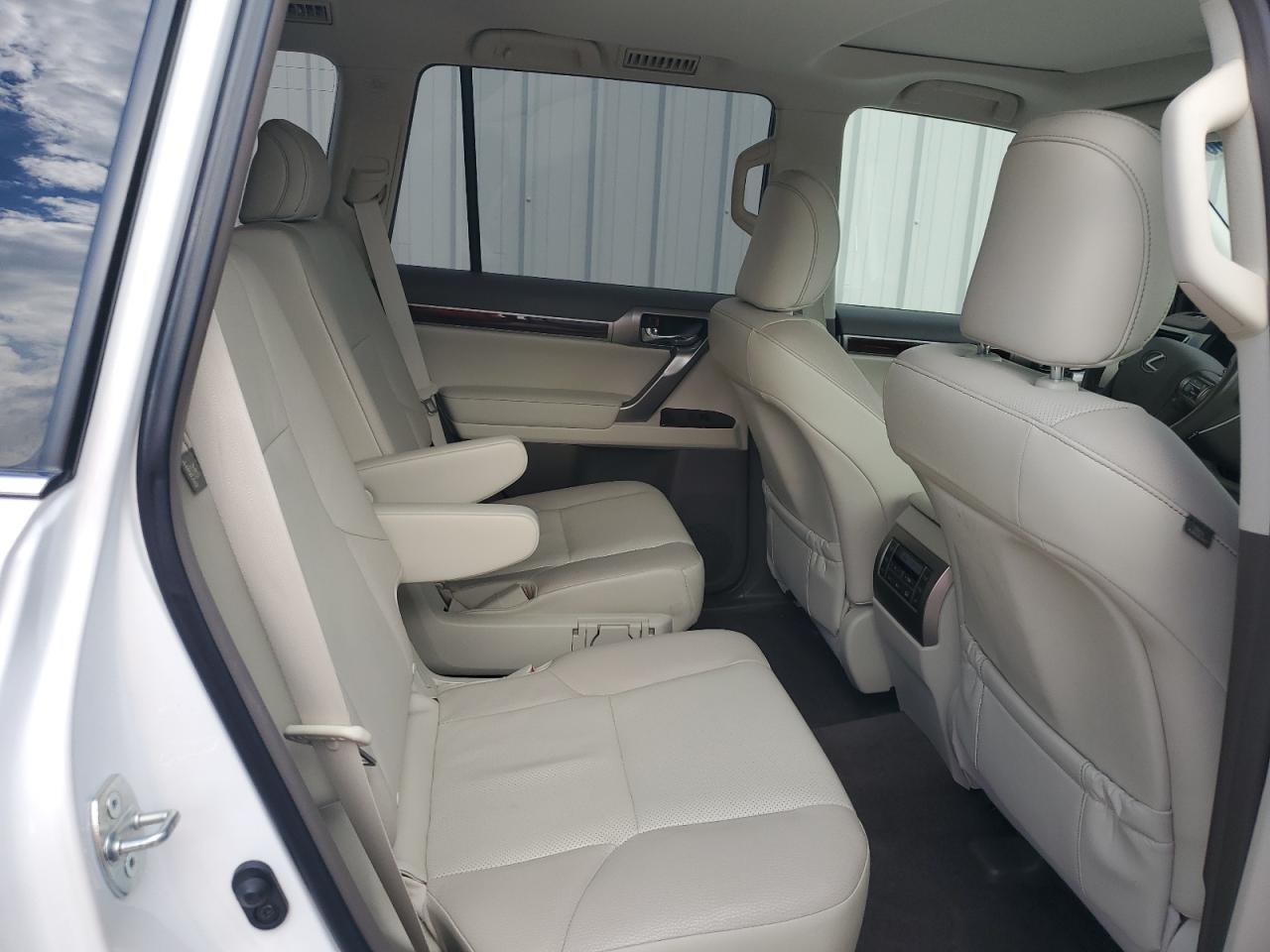 2017 Lexus Gx 460 VIN: JTJBM7FX4H5162638 Lot: 55959905