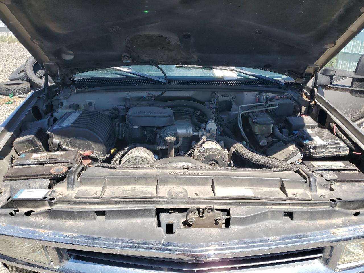 1998 Chevrolet Gmt-400 K3500 VIN: 1GCHK39J1WF047148 Lot: 55173065