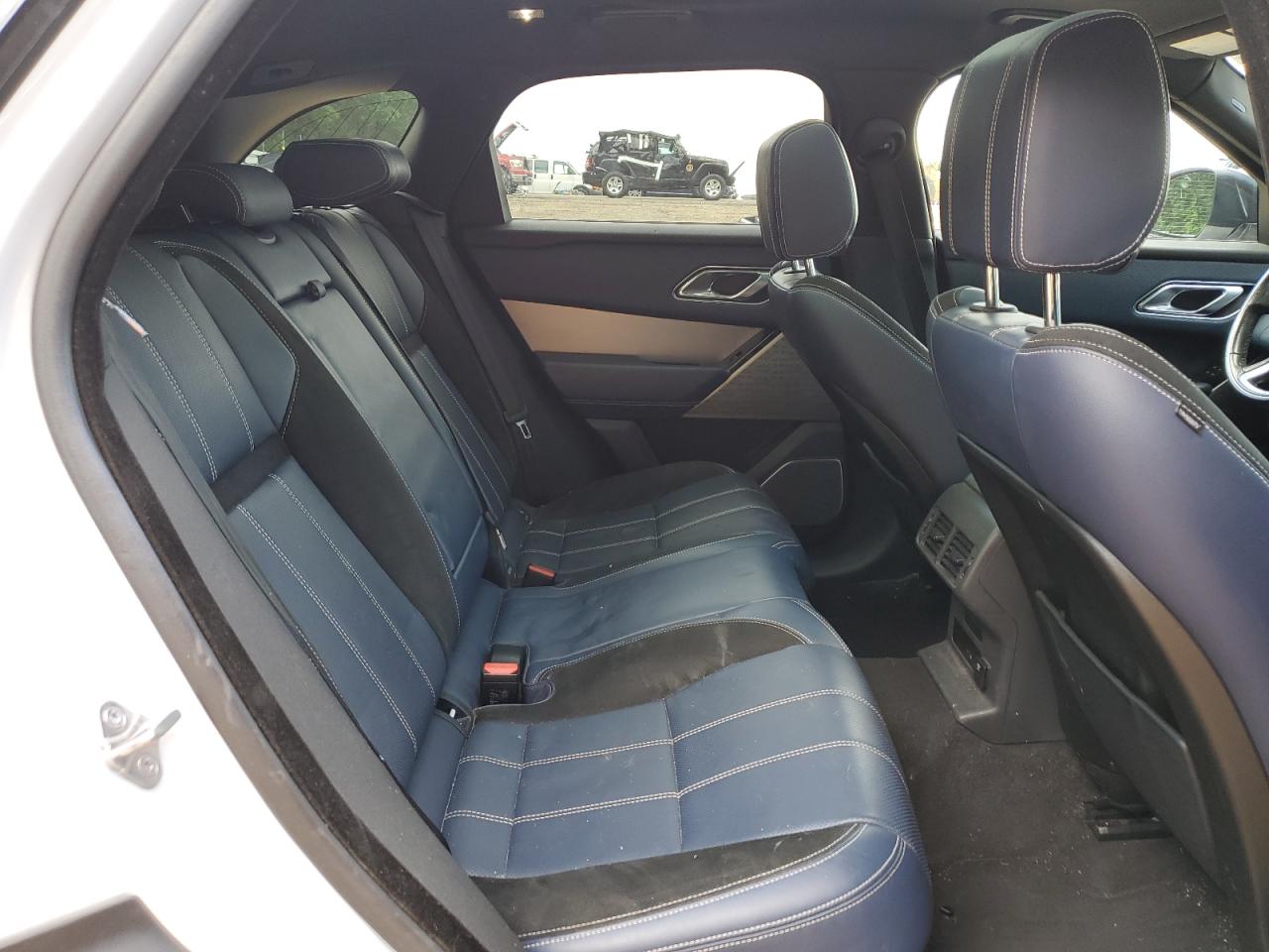 2018 Land Rover Range Rover Velar R-Dynamic Se VIN: SALYL2RV0JA742102 Lot: 55455245
