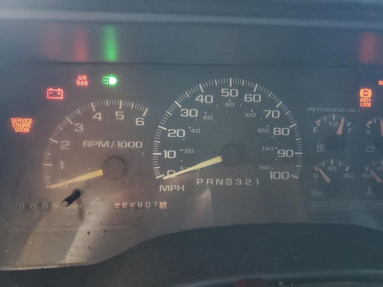 1999 Chevrolet Tahoe K1500 VIN: 1GNEK13R7XR103834 Lot: 56724045