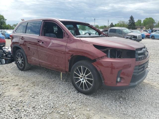  TOYOTA HIGHLANDER 2017 Czerwony
