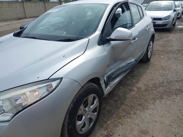 2009 RENAULT MEGANE EXP