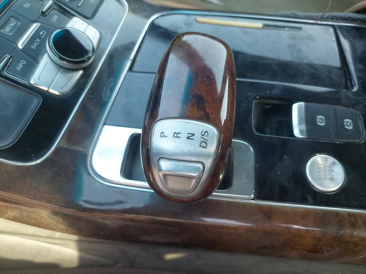 WAUYGBFDXGN000599 - 2016 Audi A8 - #undefined