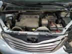2015 Toyota Sienna Xle للبيع في Des Moines، IA - Front End