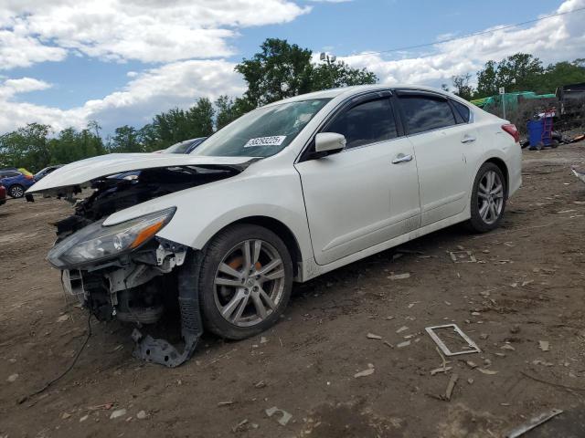  NISSAN ALTIMA 2017 Biały