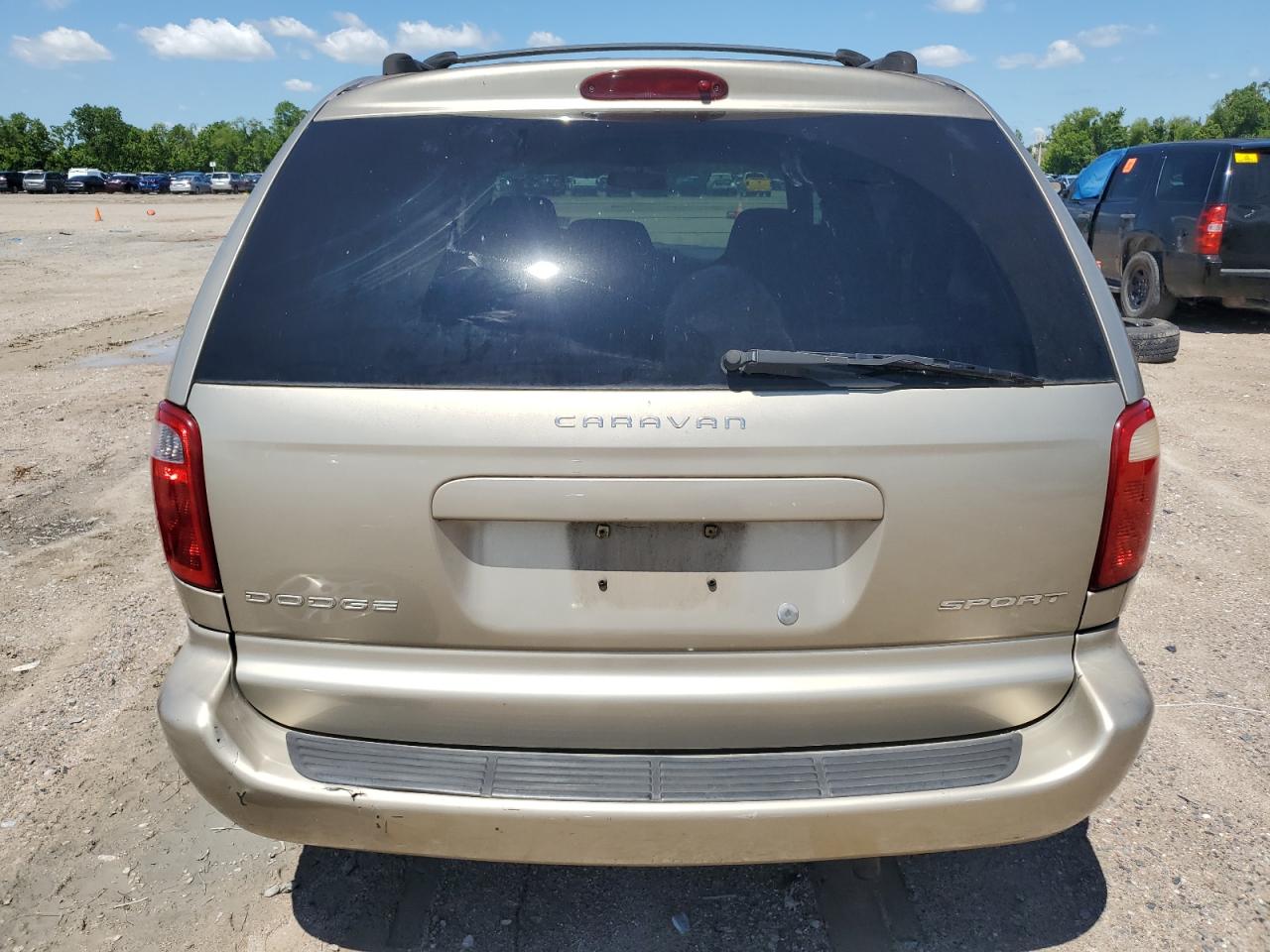 2002 Dodge Caravan Sport VIN: 1B4GP453X2B646610 Lot: 56537165