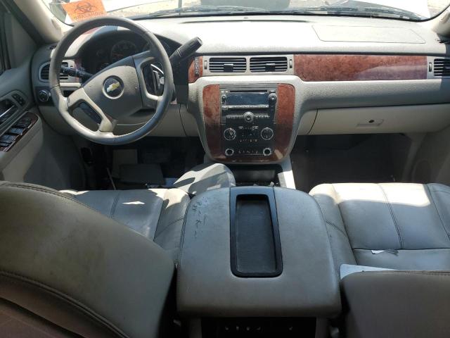  CHEVROLET SUBURBAN 2014 Бежевый