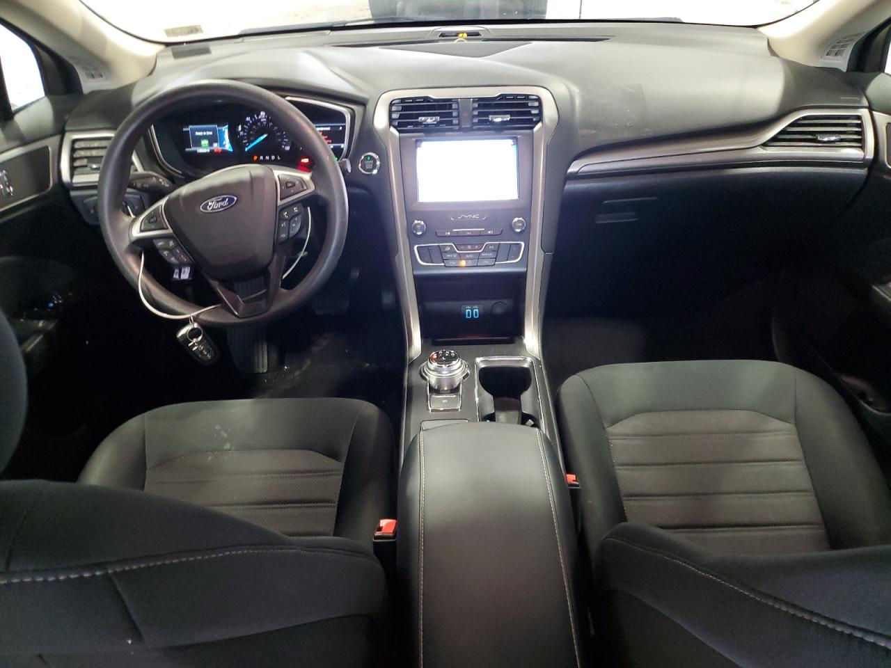 2019 Ford Fusion Se VIN: 3FA6P0LU3KR285130 Lot: 58979535