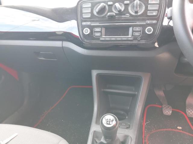 2014 VOLKSWAGEN MOVE UP