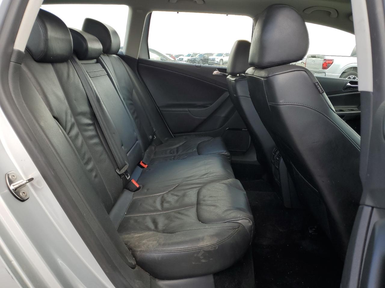 2008 Volkswagen Passat Wagon Lux VIN: WVWTK73C08E083269 Lot: 56164295