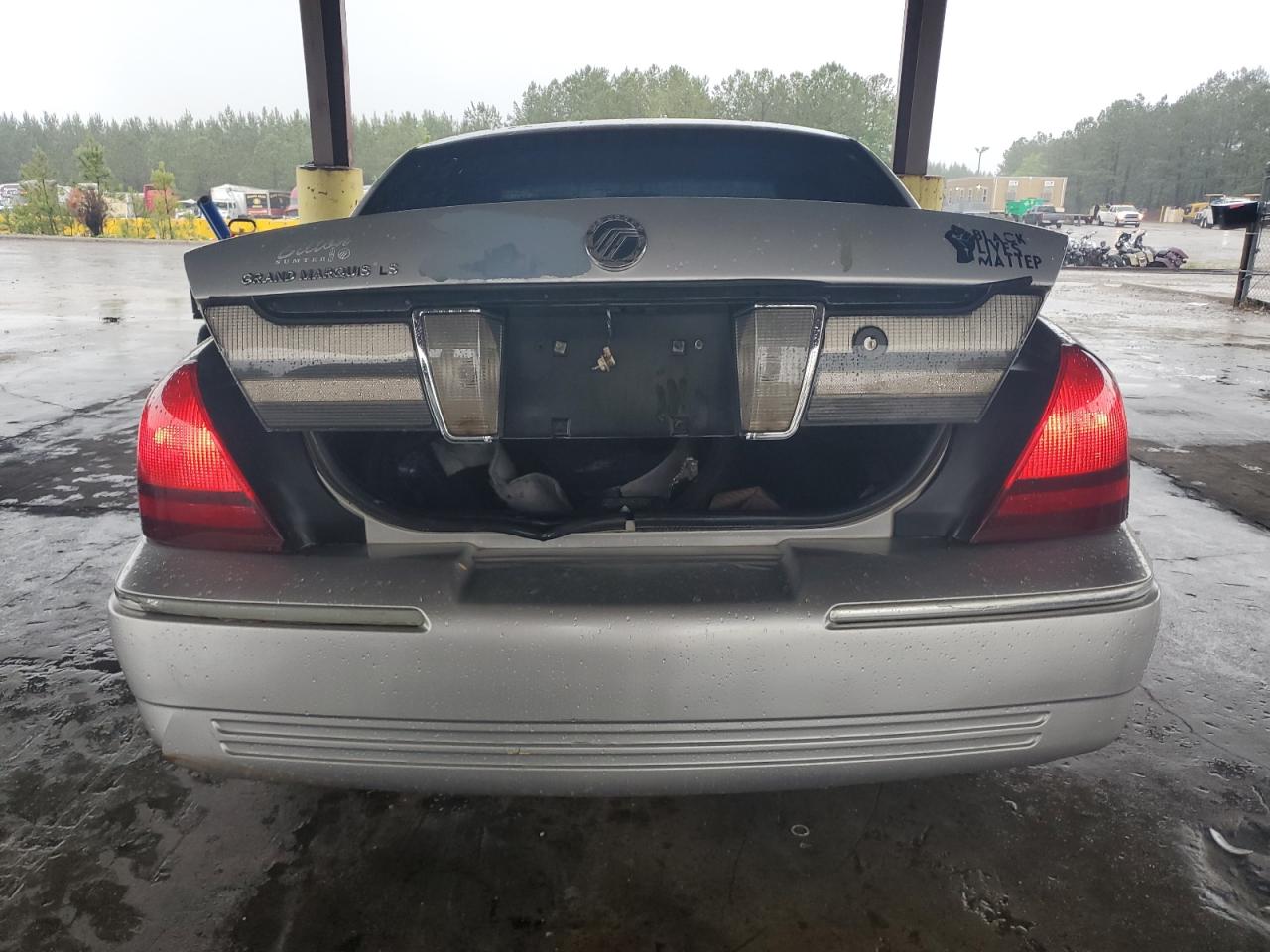 2009 Mercury Grand Marquis Ls VIN: 2MEHM75V69X618943 Lot: 56360395
