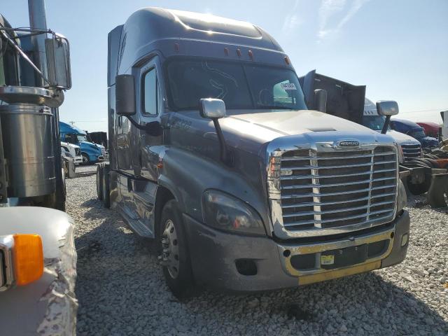 2015 Freightliner Cascadia 125   