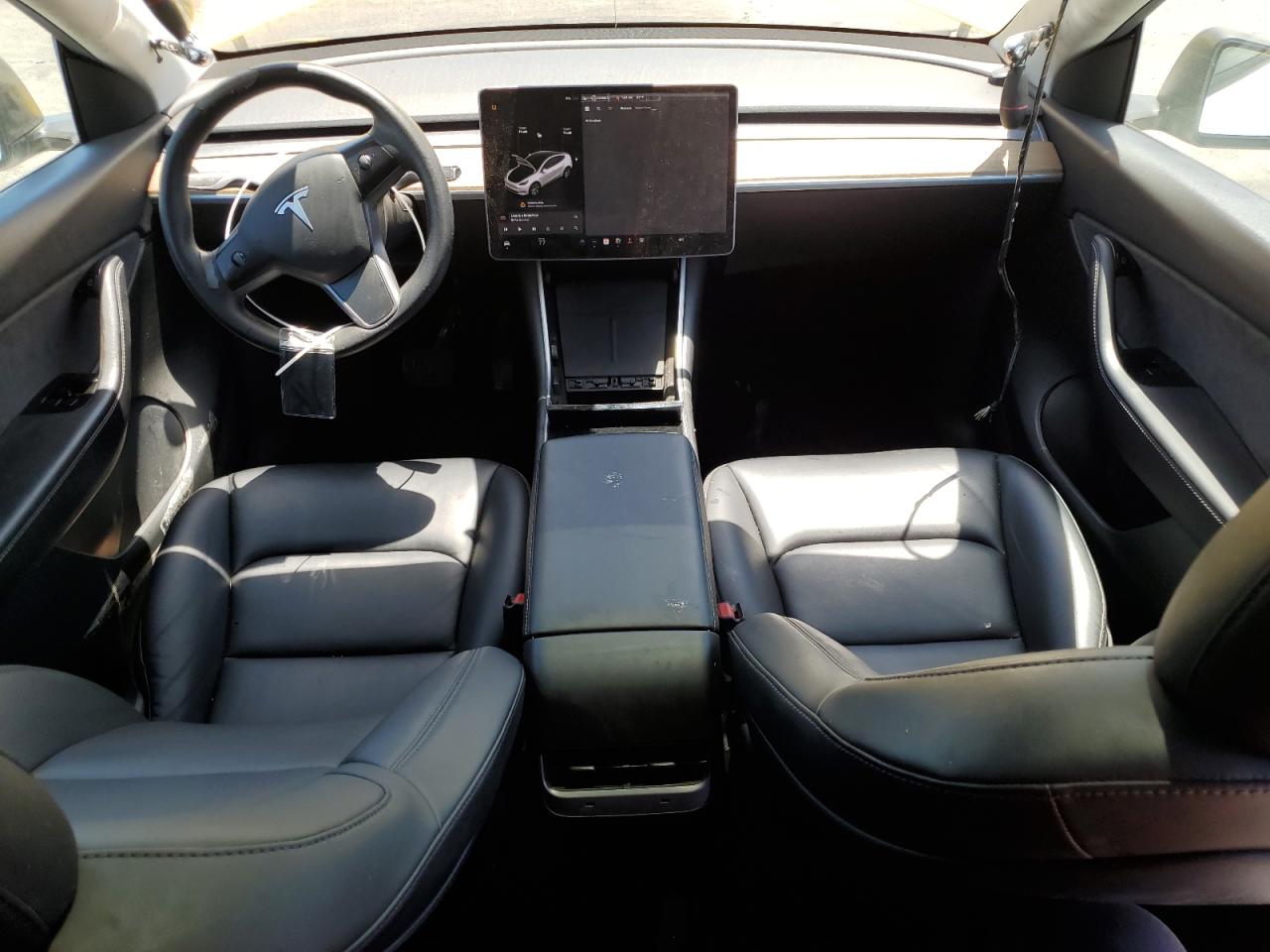 2021 Tesla Model Y VIN: 5YJYGDEE0MF073631 Lot: 56160925
