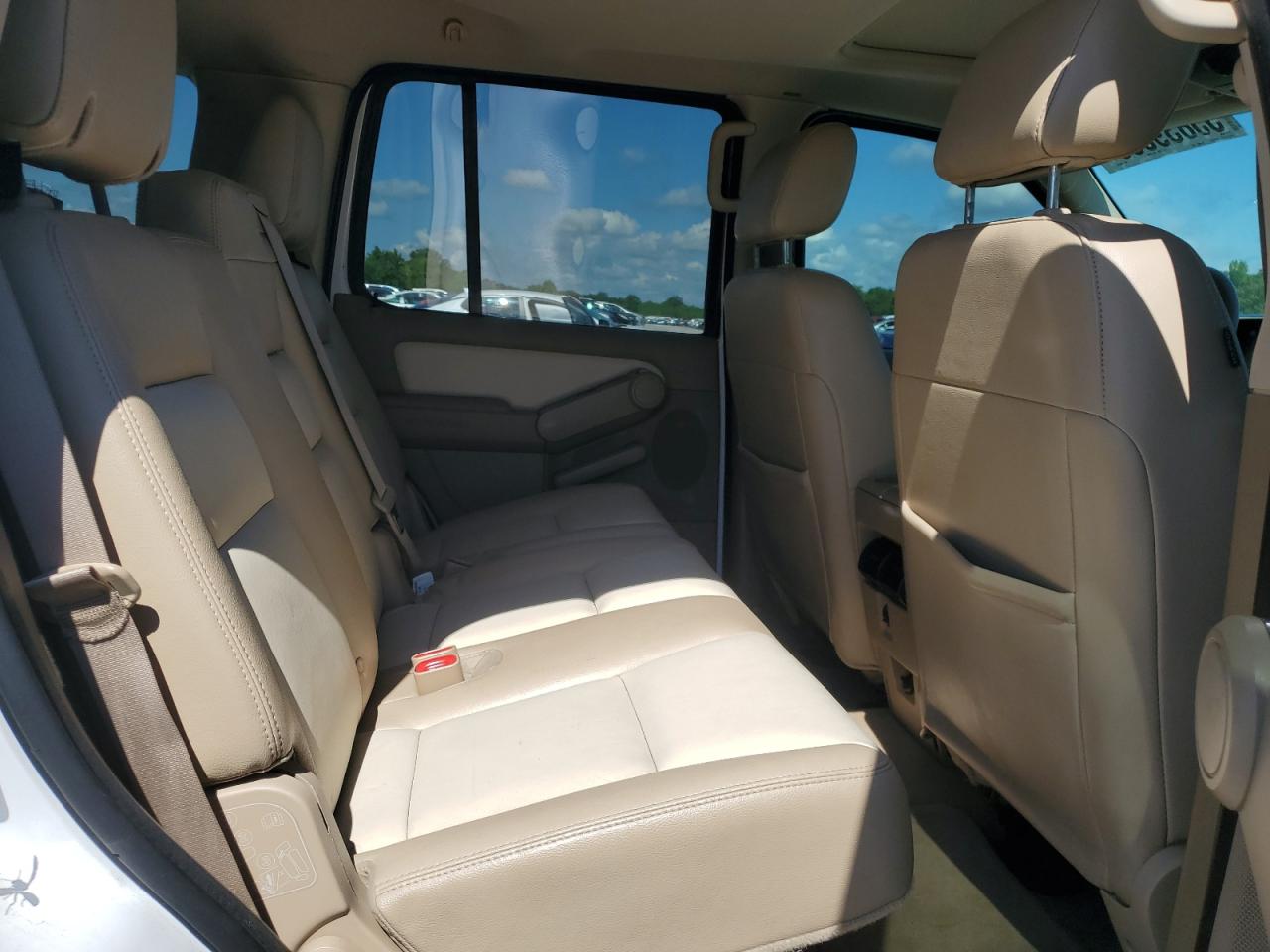 2007 Ford Explorer Eddie Bauer VIN: 1FMEU74817UB86360 Lot: 55839065