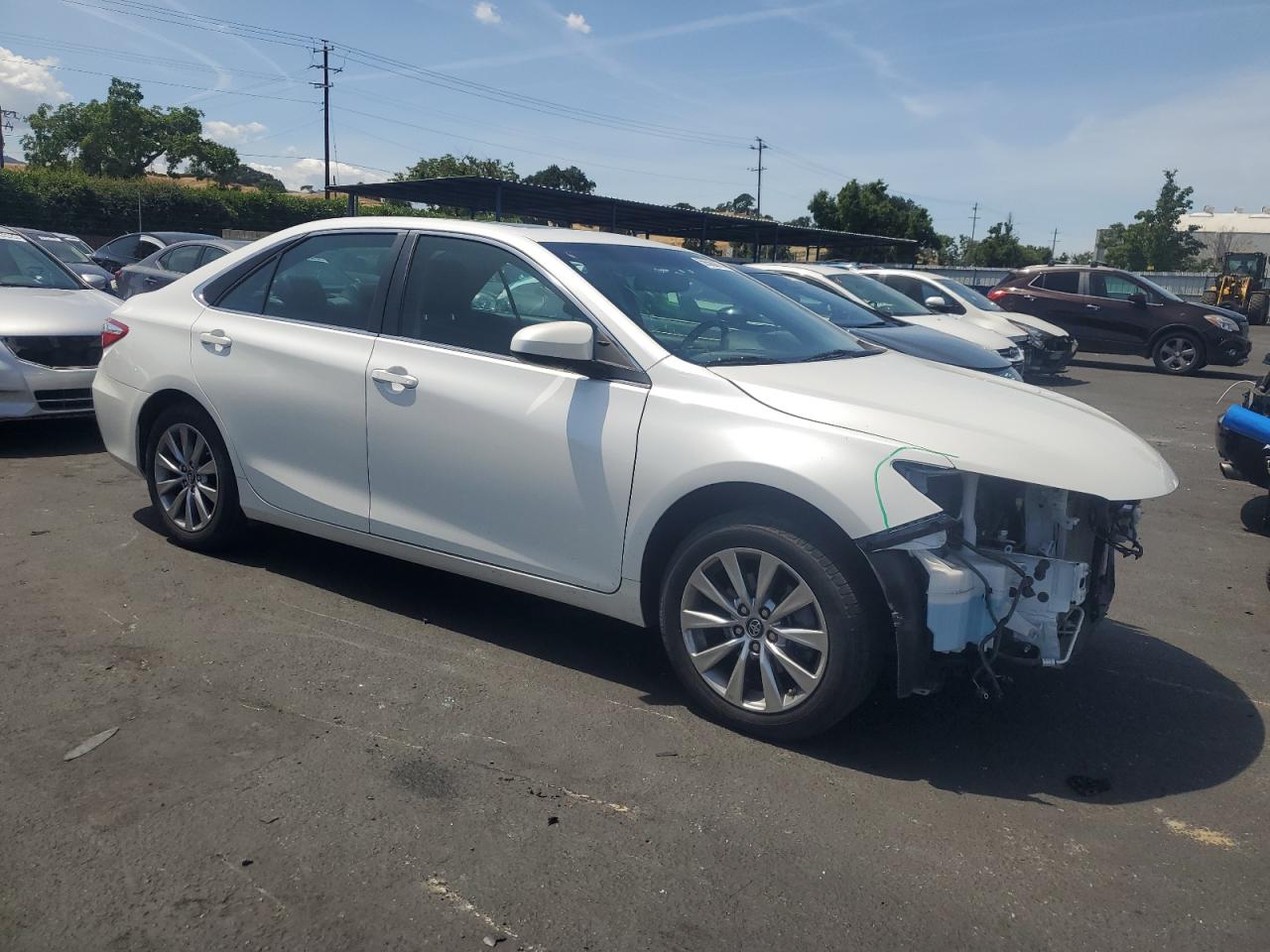 2016 Toyota Camry Le VIN: 4T1BF1FKXGU575016 Lot: 56566875