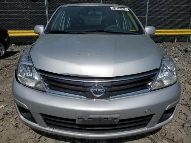  NISSAN VERSA 2012 Srebrny