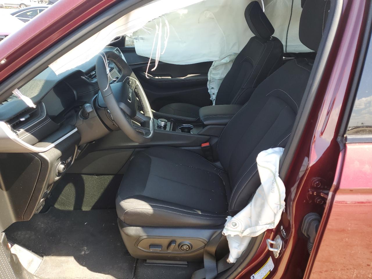 2024 Jeep Grand Cherokee Laredo VIN: 1C4RJHAG1RC235789 Lot: 57357275