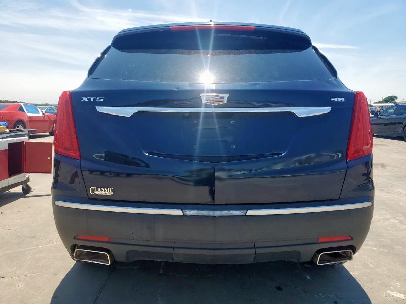  CADILLAC XT5 2017 Granatowy