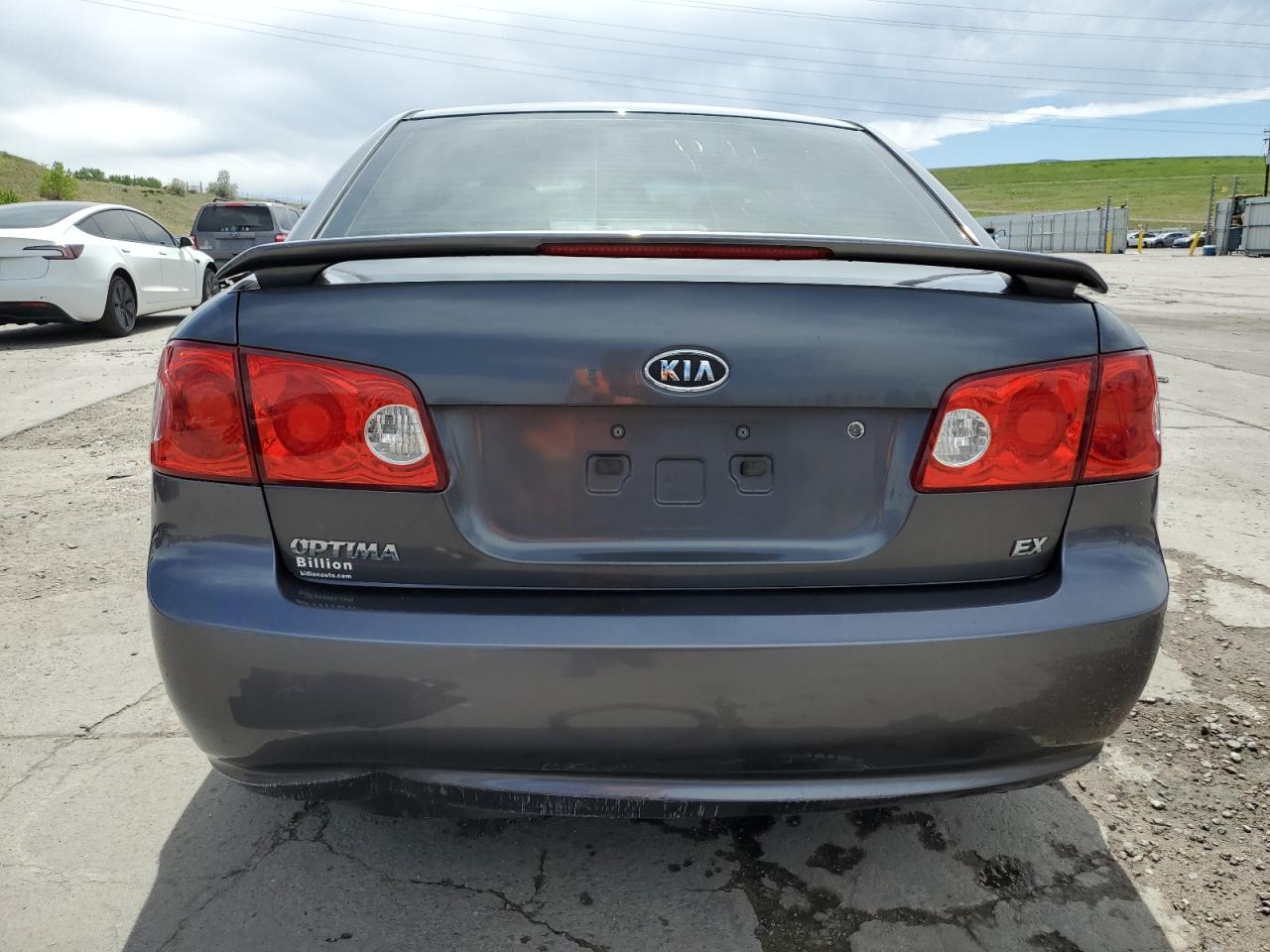 2008 Kia Optima Lx VIN: KNAGE123885263491 Lot: 56947015