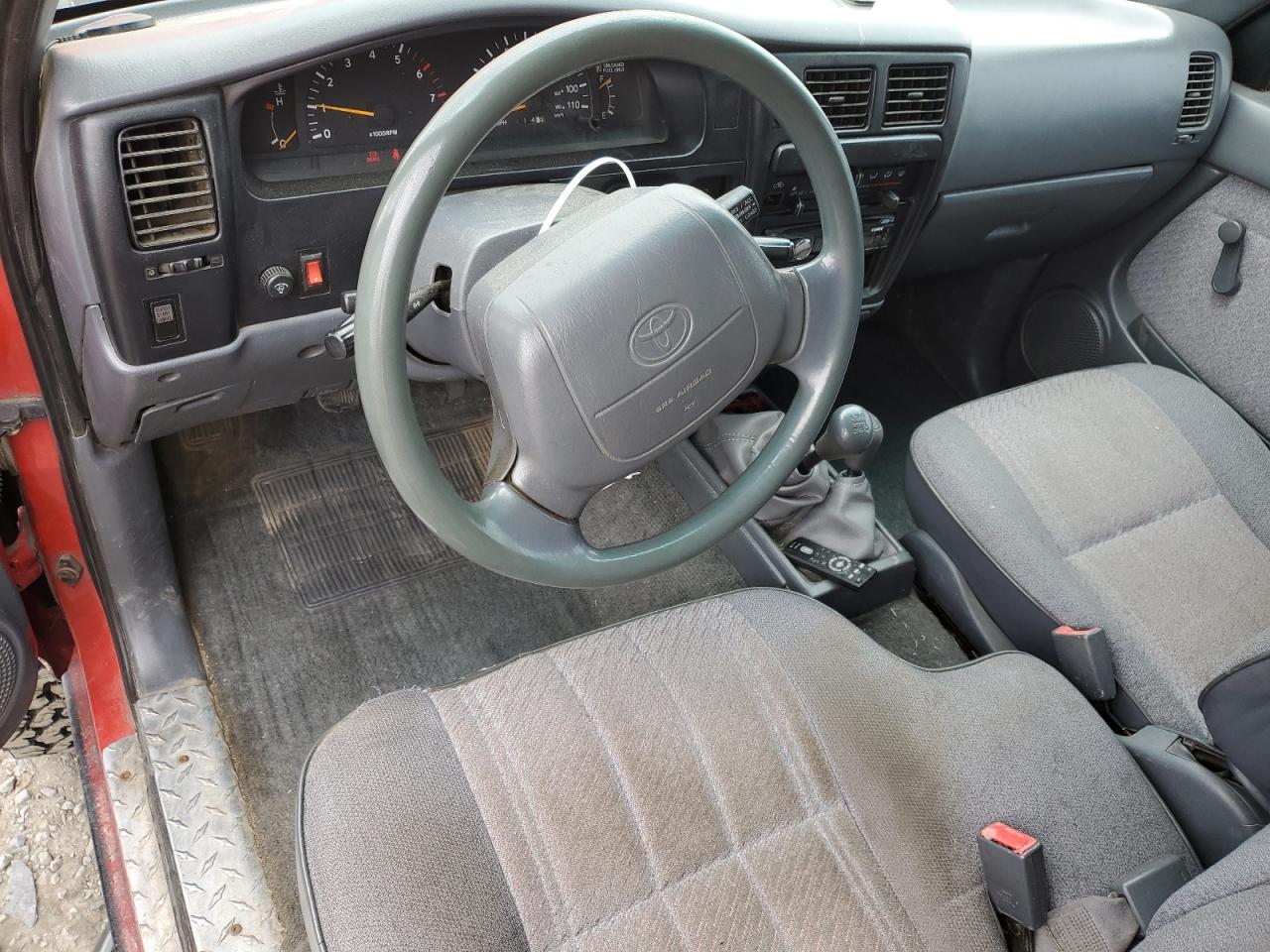 1996 Toyota Tacoma Xtracab VIN: 4TAWM72N6TZ215653 Lot: 56918585
