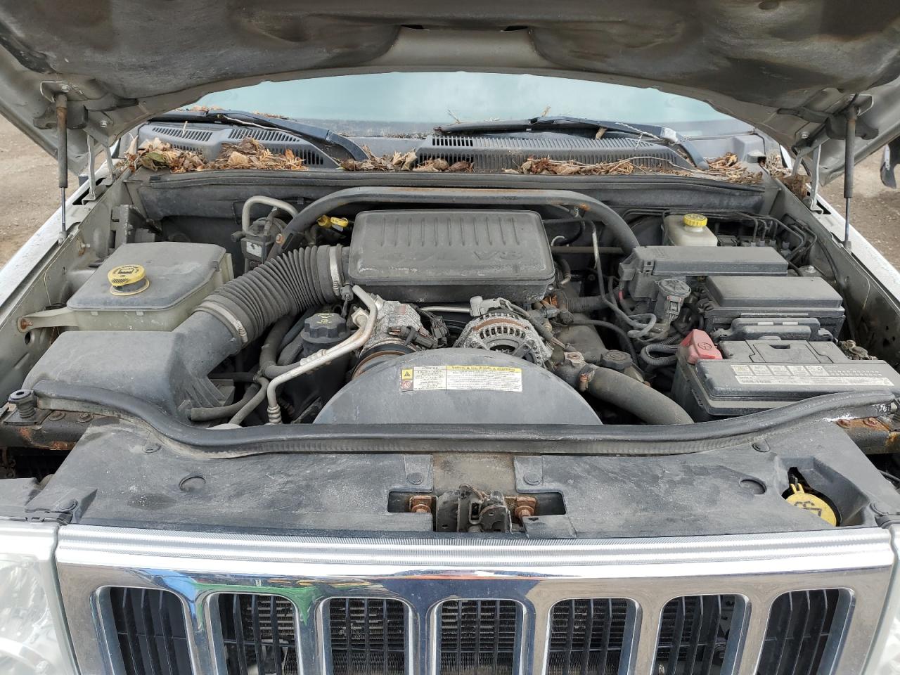 2007 Jeep Commander VIN: 1J8HG48P37C575623 Lot: 55501305