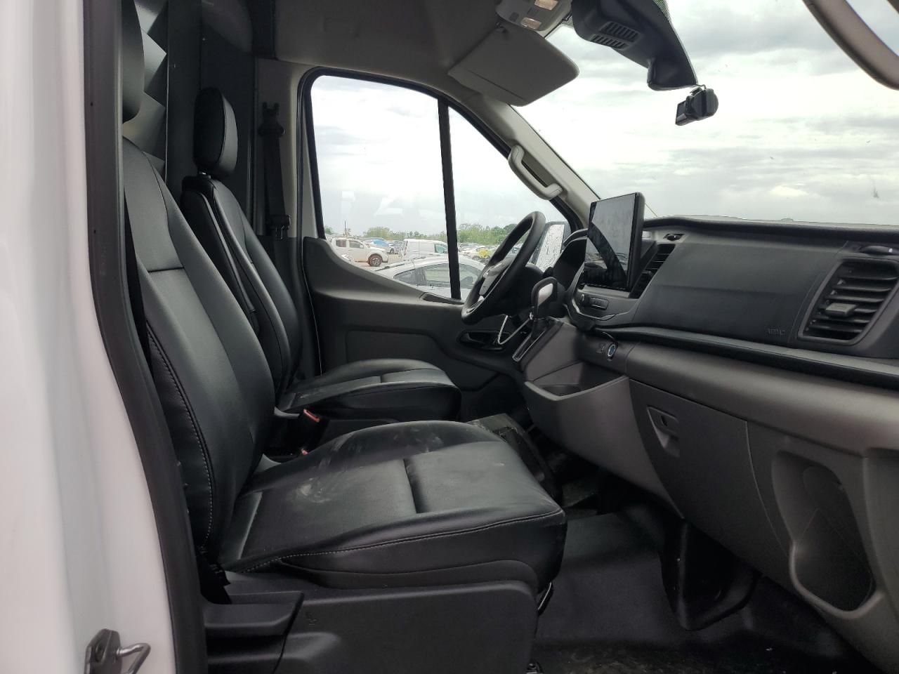 2024 Ford Transit T-250 VIN: 1FTBR1C82RKB16467 Lot: 55175135