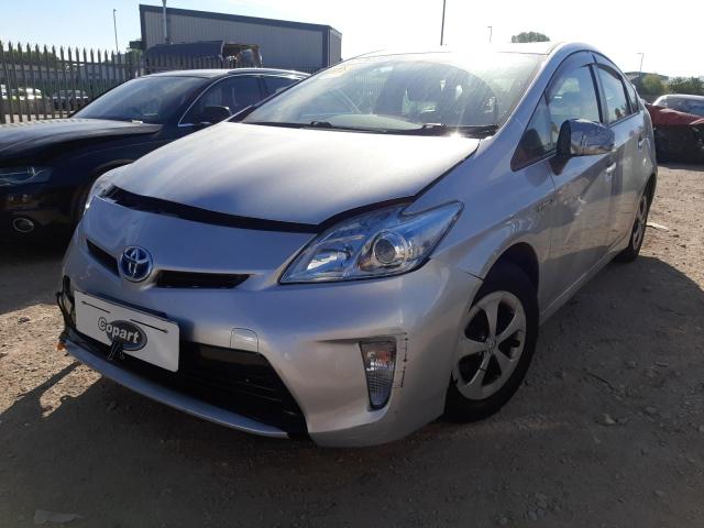 TOYOTA PRIUS T SP 2014