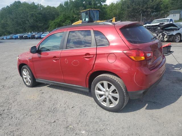  MITSUBISHI OUTLANDER 2015 Czerwony