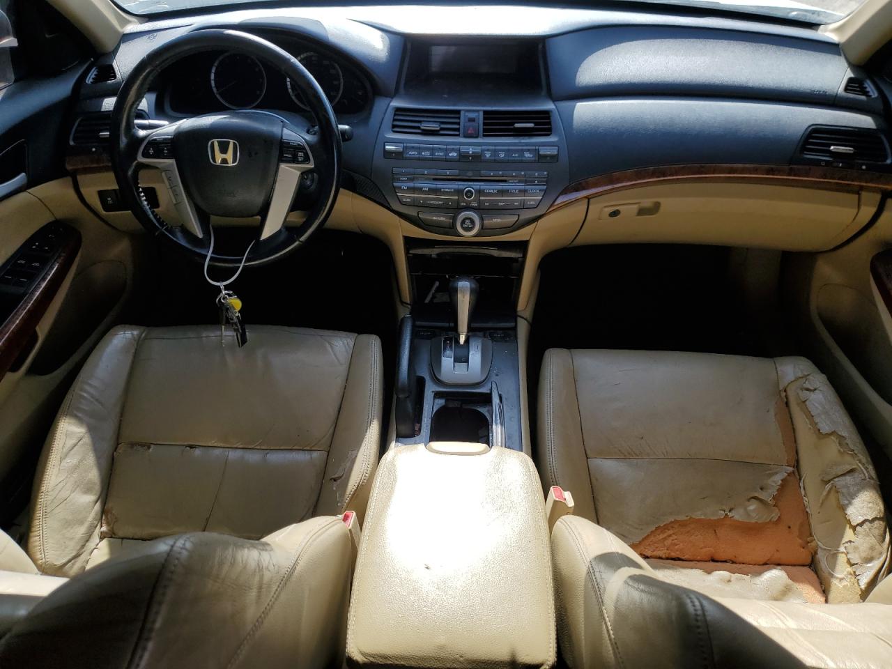 2011 Honda Accord Exl VIN: 1HGCP2F80BA058397 Lot: 56430685