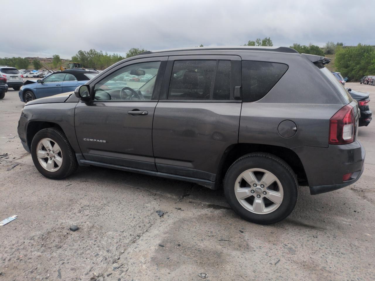 2016 Jeep Compass Latitude VIN: 1C4NJCEA6GD715096 Lot: 51206945