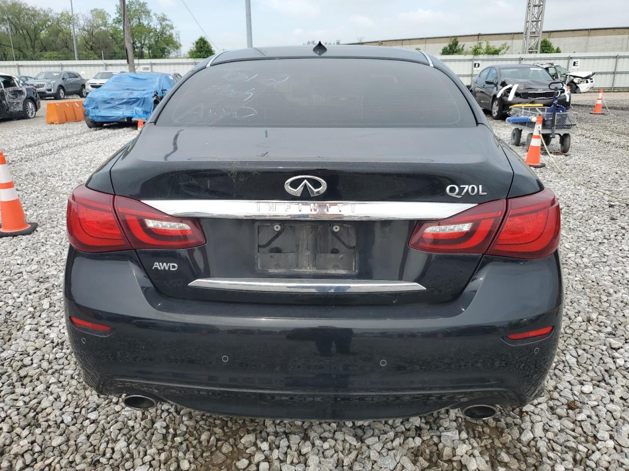 2015 Infiniti Q70L 3.7 VIN: JN1BY1PR1FM830664 Lot: 56182275