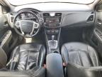 2013 Chrysler 200 Limited იყიდება Cahokia Heights-ში, IL - Rear End