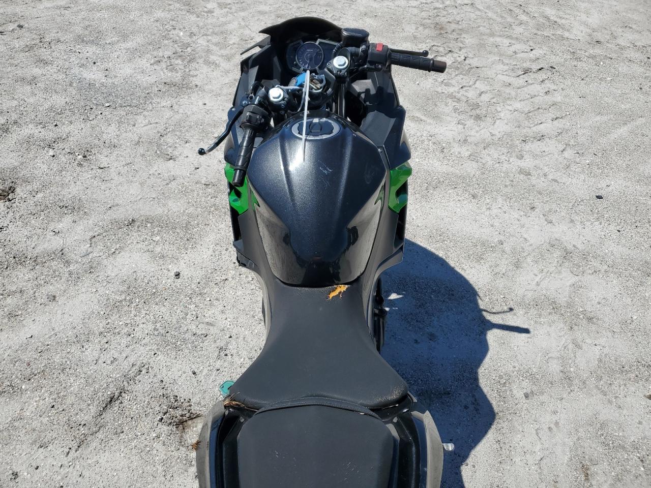 2023 Kawasaki Ex400 VIN: JKAEXKH13PDAK5629 Lot: 56358495