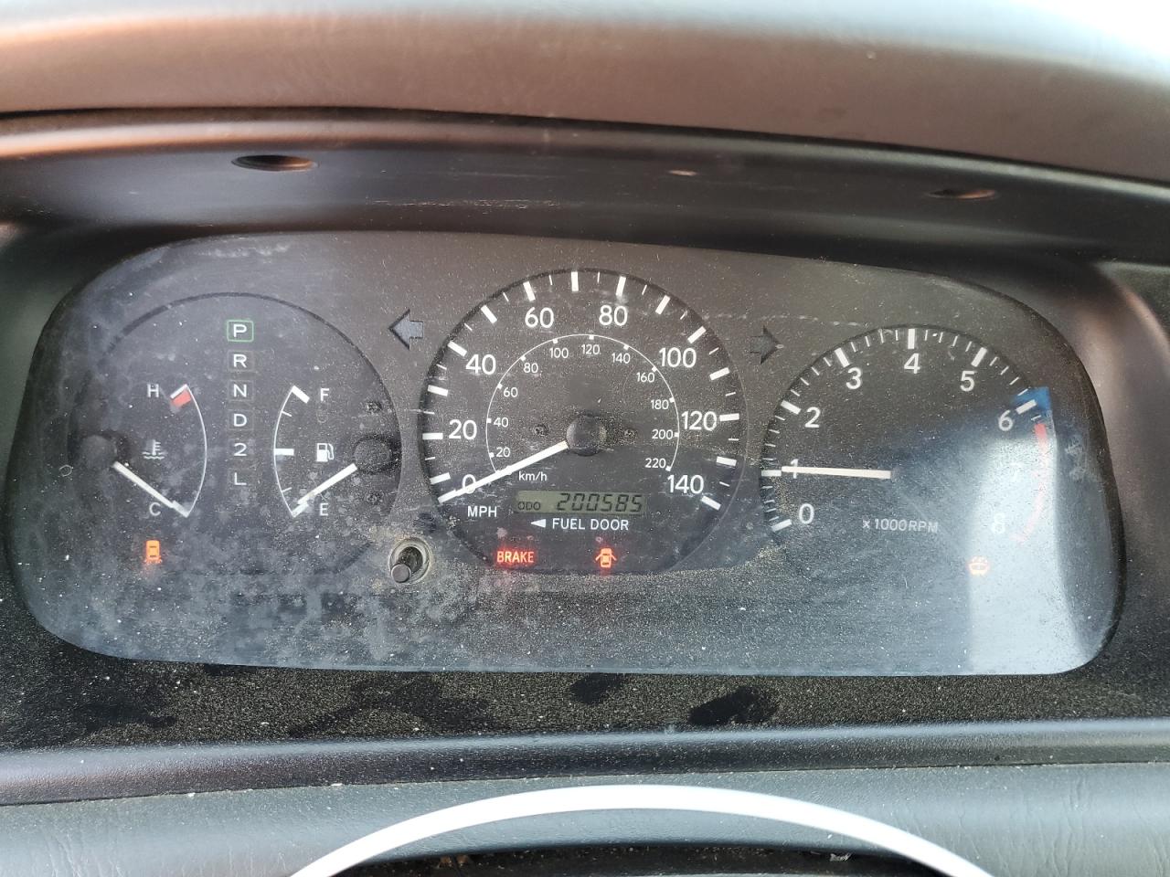 2000 Toyota Camry Le VIN: 4T1BF28K6YU937153 Lot: 58004805