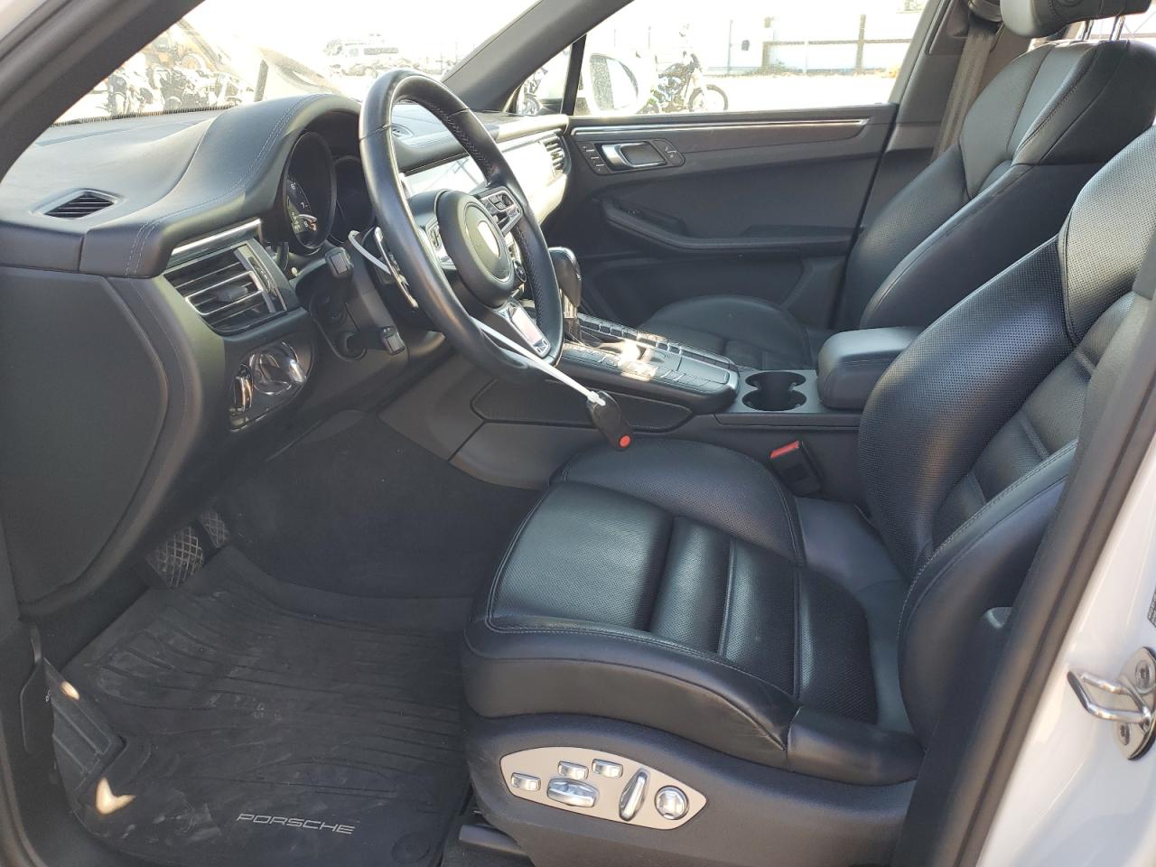 2020 Porsche Macan Gts VIN: WP1AG2A52LLB56466 Lot: 57165765