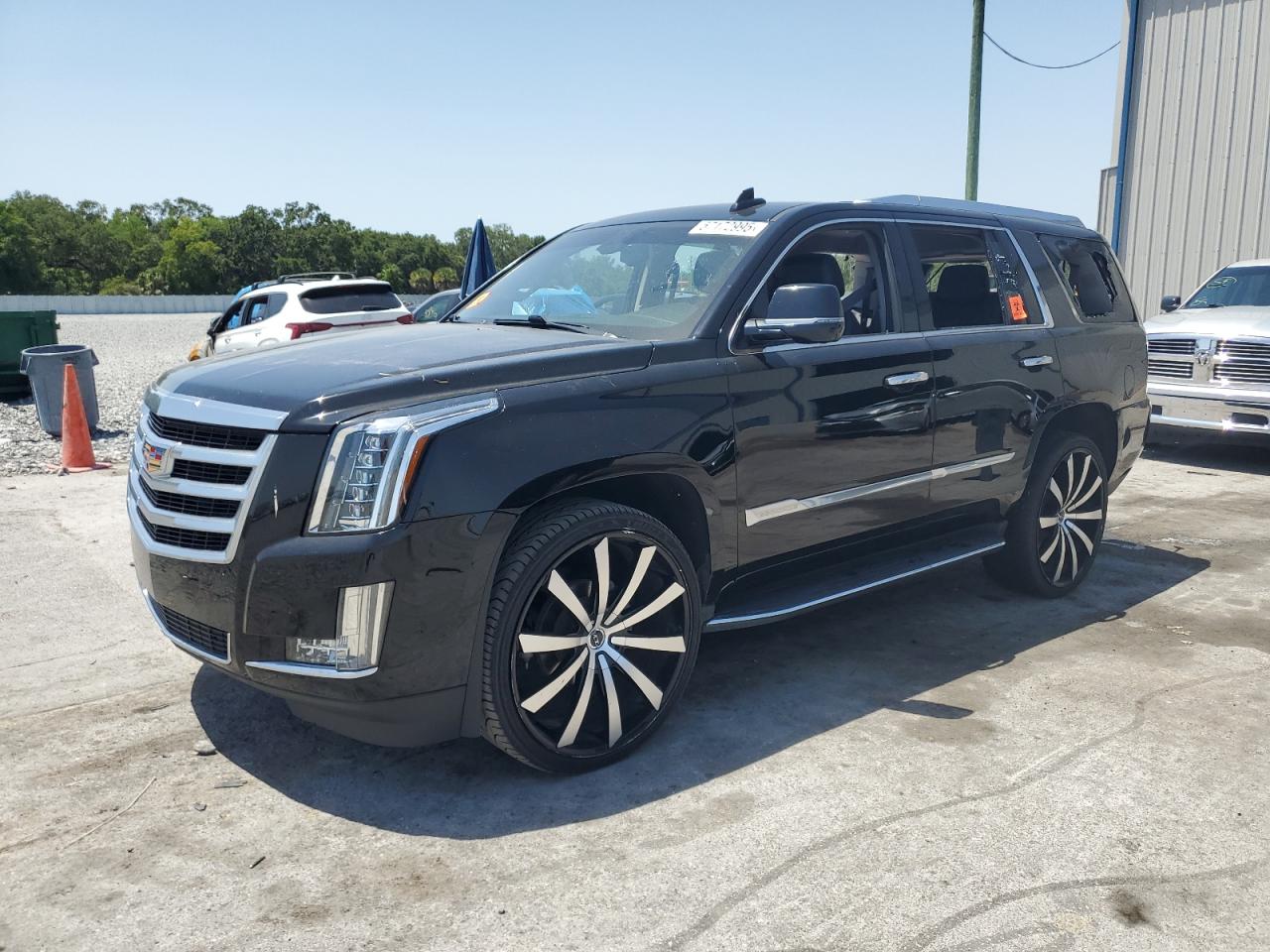 2017 Cadillac Escalade zu verkaufen in Apopka, FL - Water/Flood